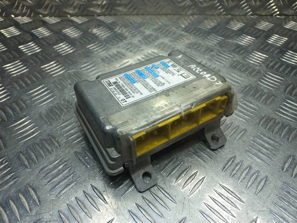 блок управления srs (air bag) HONDA Accord 2.0 MT (155 л.с.)Accord  VII (2002—2006) Седан 77960SEDE81, 1550 рублей, Москва