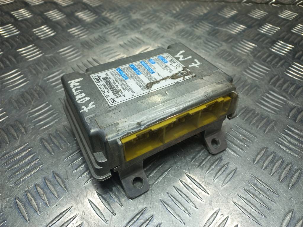 блок управления srs (air bag) HONDA Accord 2.4 AT (160 л.с.)Accord  VII (2002—2006) Универсал 77960SEDE82, 3279 рублей, Москва