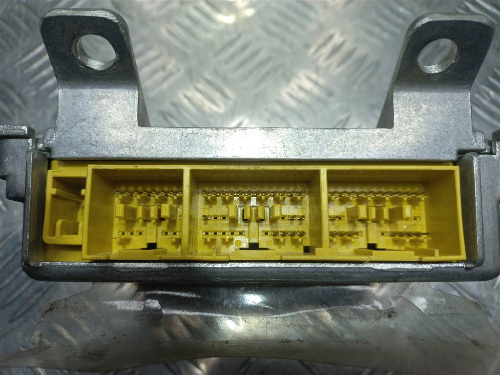 блок управления srs (air bag) HONDA Accord 2.4 AT (160 л.с.)Accord  VII (2002—2006) Универсал 77960SEDE82, 3279 рублей, Москва