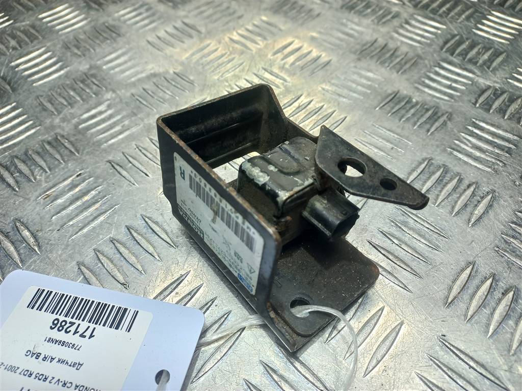 датчик удара (air bag) HONDA CR-V 2.0 AT (150 л.с.)CR-V  II (2001—2004) Внедорожник 77930S9AN81, 750 рублей, Москва