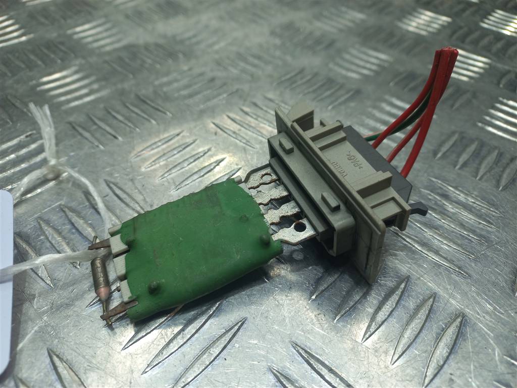 резистор отопителя (ежик) LAND ROVER FREELANDER 2.5 AT (177 л.с.)Freelander  I (1997—2003) Внедорожник JGM500010, 860 рублей, Москва