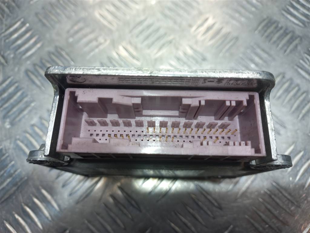 блок управления srs (air bag) Hyundai SONATA 2.0 AT (144 л.с.)Sonata  V (2004—2007) Седан 959103D200, 630 рублей, Москва