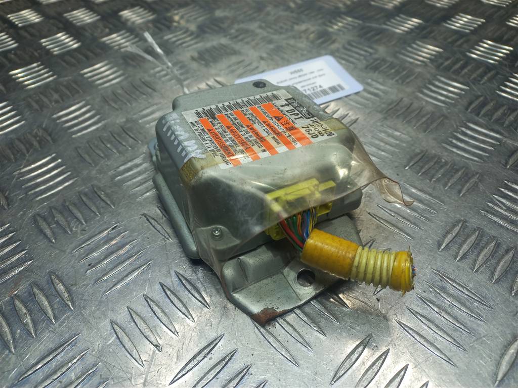 блок управления srs (air bag) SUZUKI JIMNY 1.3 4WD MT (86 л.с.)Jimny  III рестайлинг (2005—2012) Внедорожник 3891076JD0, 980 рублей, Москва