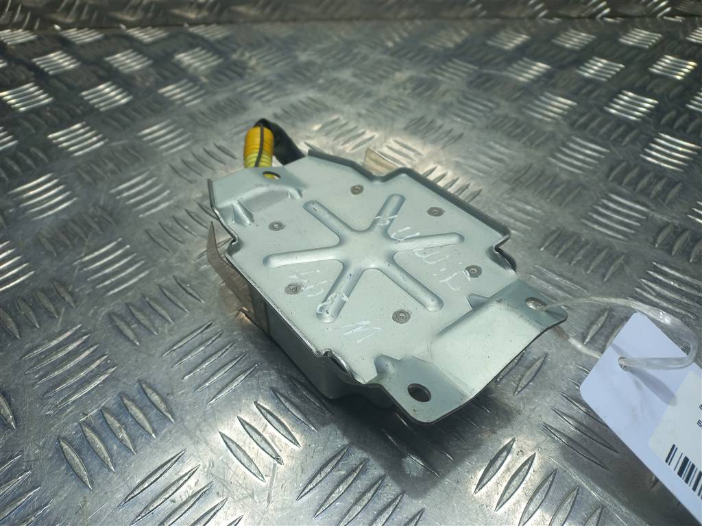 блок управления srs (air bag) SUZUKI JIMNY 1.3 4WD MT (86 л.с.)Jimny  III рестайлинг (2005—2012) Внедорожник 3891076JD0, 980 рублей, Москва