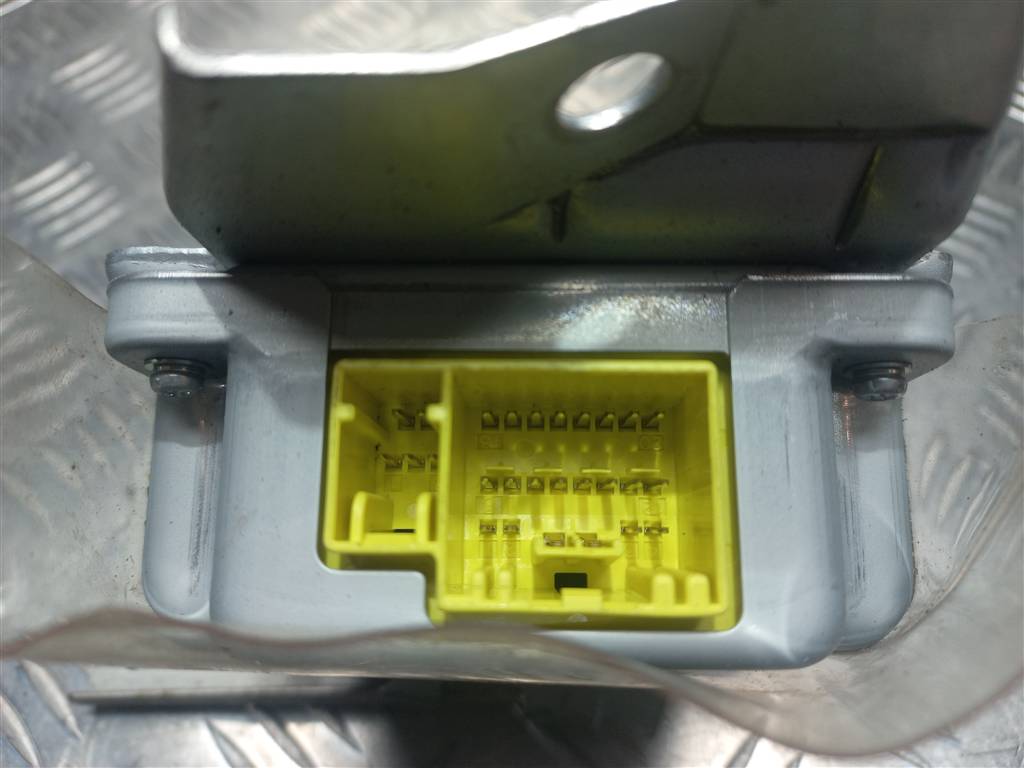 блок управления srs (air bag) SUZUKI JIMNY  3891076JD0, 980 рублей, Москва