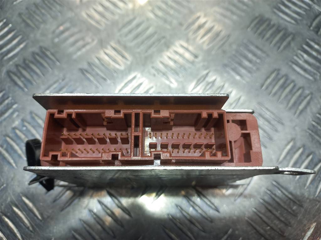 блок управления srs (air bag) Hyundai GETZ 1.4 AT (97 л.с.)Getz  I рестайлинг (2005—2011) Хетчбэк 959101C200, 630 рублей, Москва