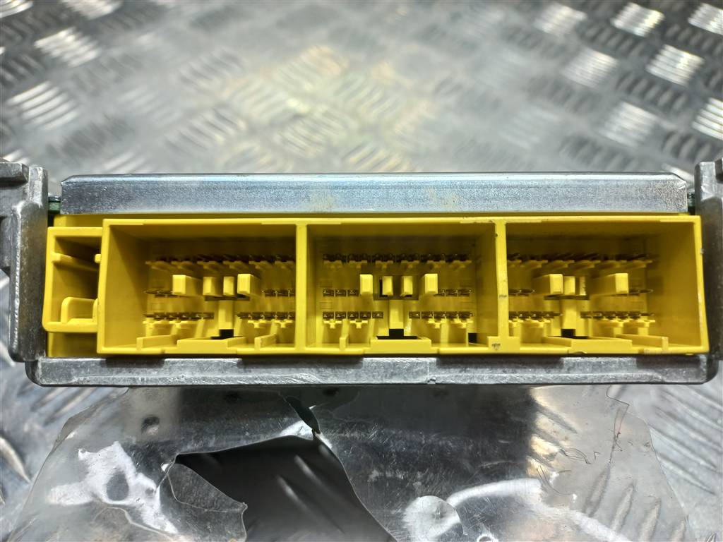 блок управления srs (air bag) HONDA CR-V 2.0 AT (150 л.с.)CR-V  II (2001—2004) Внедорожник 77960SCAE01, 1210 рублей, Москва