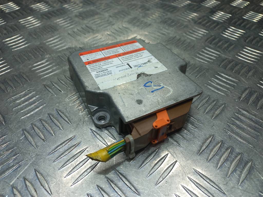 блок управления srs (air bag) SUZUKI SX4 1.6 MT (125 л.с.)Swift  III (2004—2011) Хетчбэк 3891079J22, 980 рублей, Москва
