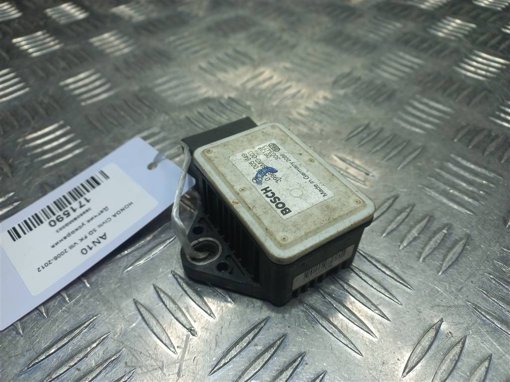 датчик ускорения HONDA Civic 1.8 MT (140 л.с.)Civic  VIII (2005—2009) Хетчбэк 39960SMG003, 750 рублей, Москва
