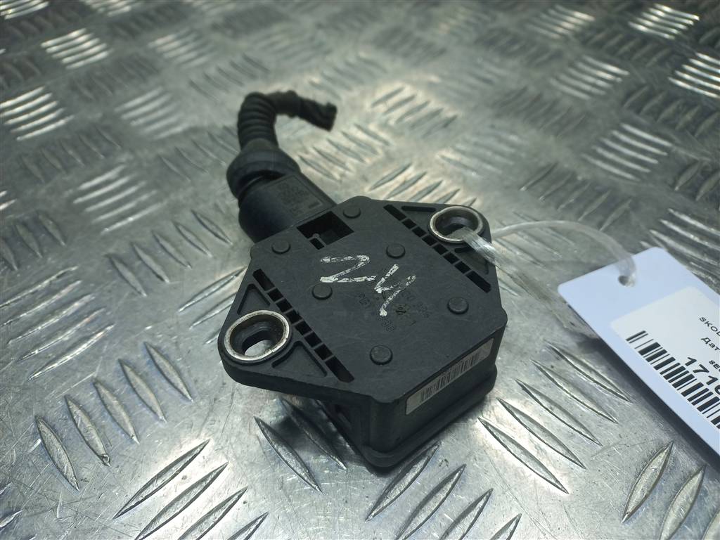 датчик ускорения SKODA SUPERB  8E0907637A, 630 рублей, Москва