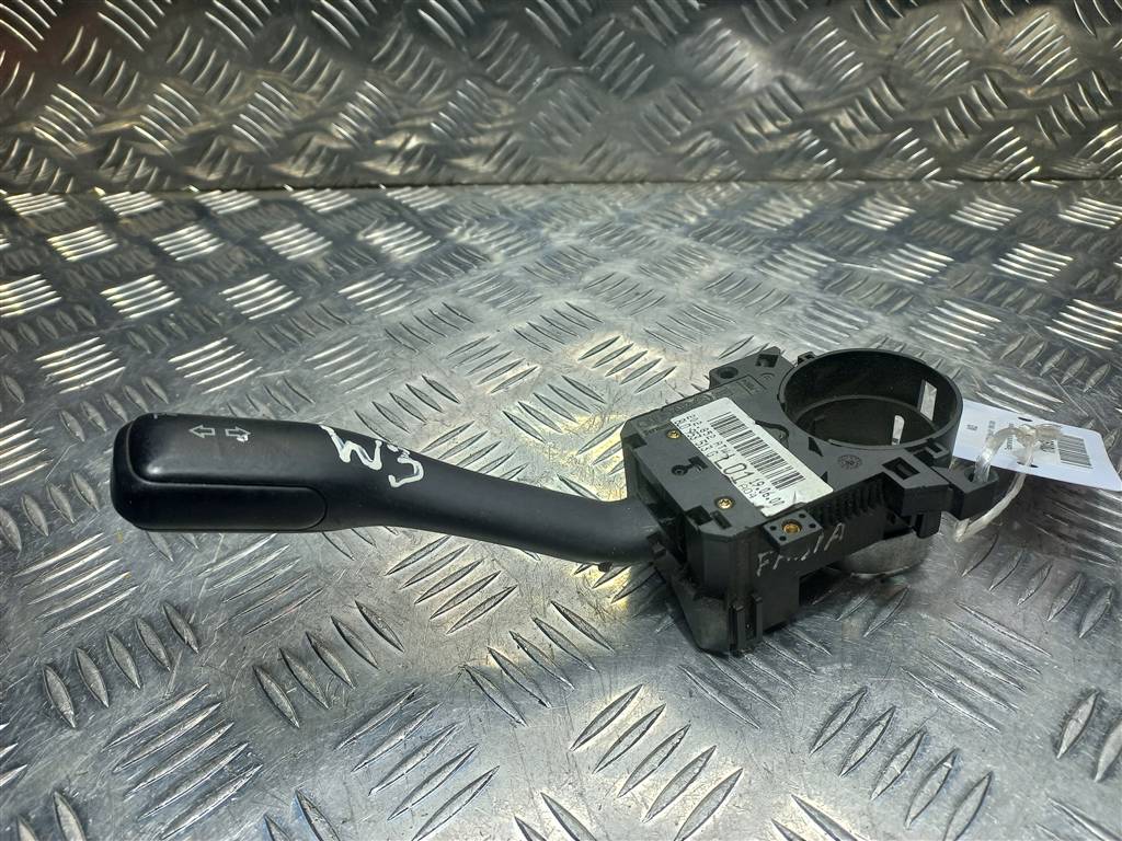 переключатель подрулевой SKODA FABIA  8L0953513G, 2130 рублей, Москва