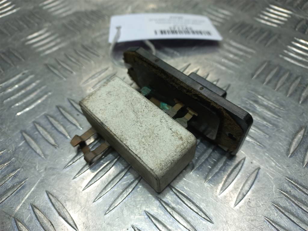 резистор отопителя (ежик) MITSUBISHI Space Star  MN148329, 980 рублей, Москва