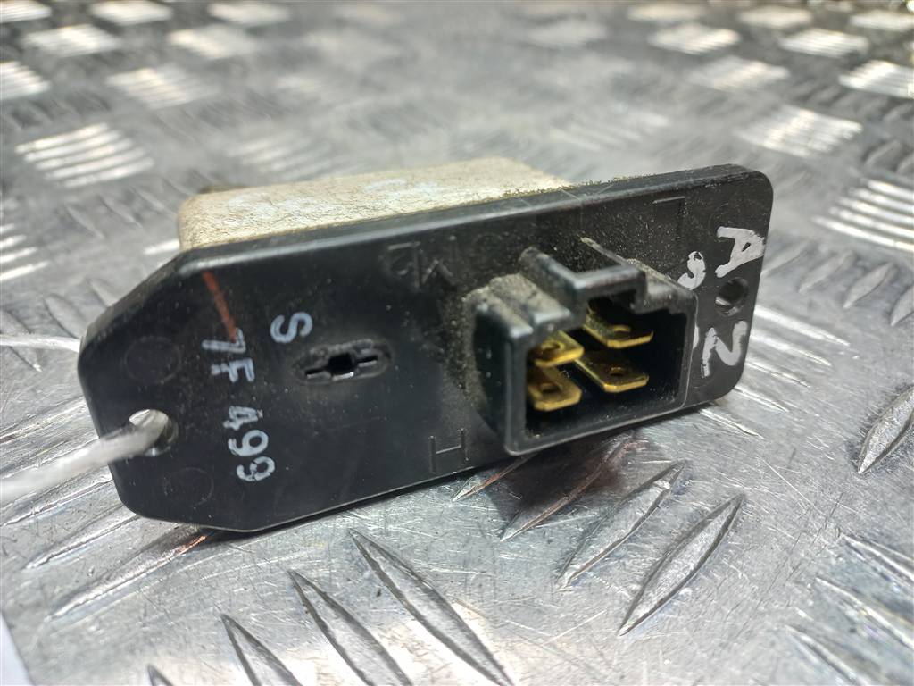 резистор отопителя (ежик) MITSUBISHI Space Star  MN148329, 980 рублей, Москва