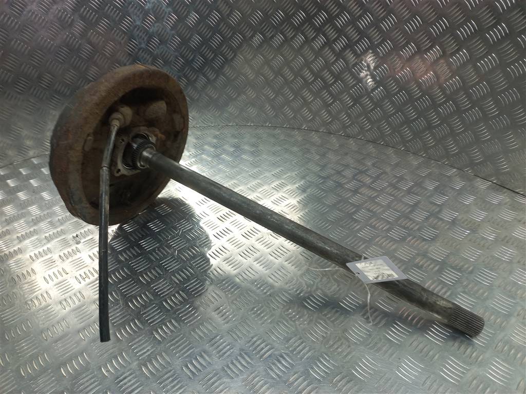 полуось MITSUBISHI L200  2.5 DI-D 4WD MT (178 л.с.)L200  IV (2006—2014) Пикап 3715A060, 8450 рублей, Москва