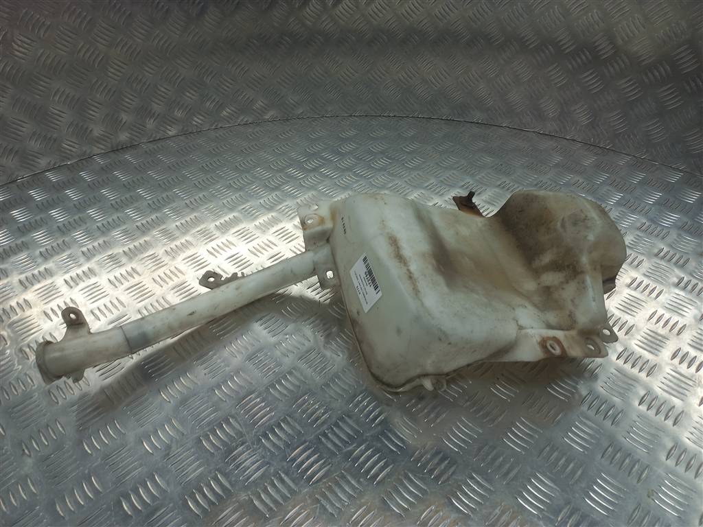 бачок омывателя MITSUBISHI L200  2.5 DI-D 4WD MT (178 л.с.)L200  IV (2006—2014) Пикап MN182568, 2470 рублей, Москва