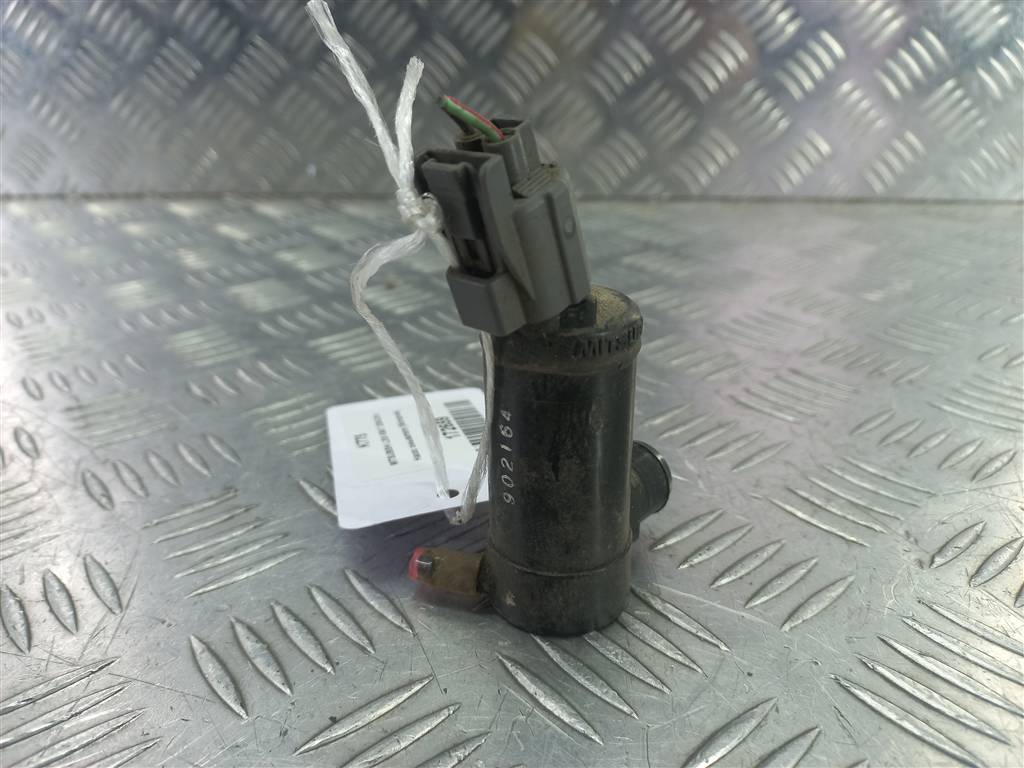 насос омывателя (моторчик) MITSUBISHI L200  2.5 DI-D 4WD MT (178 л.с.)L200  IV (2006—2014) Пикап 8260A008, 1780 рублей, Москва