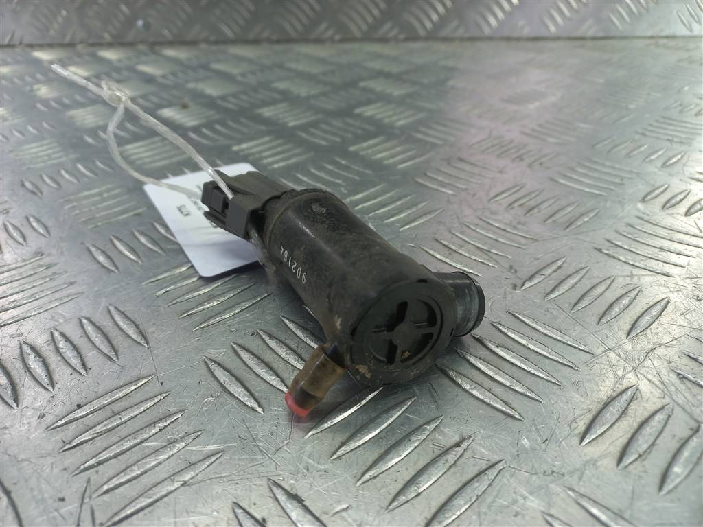 насос омывателя (моторчик) MITSUBISHI L200  2.5 DI-D 4WD MT (178 л.с.)L200  IV (2006—2014) Пикап 8260A008, 1780 рублей, Москва