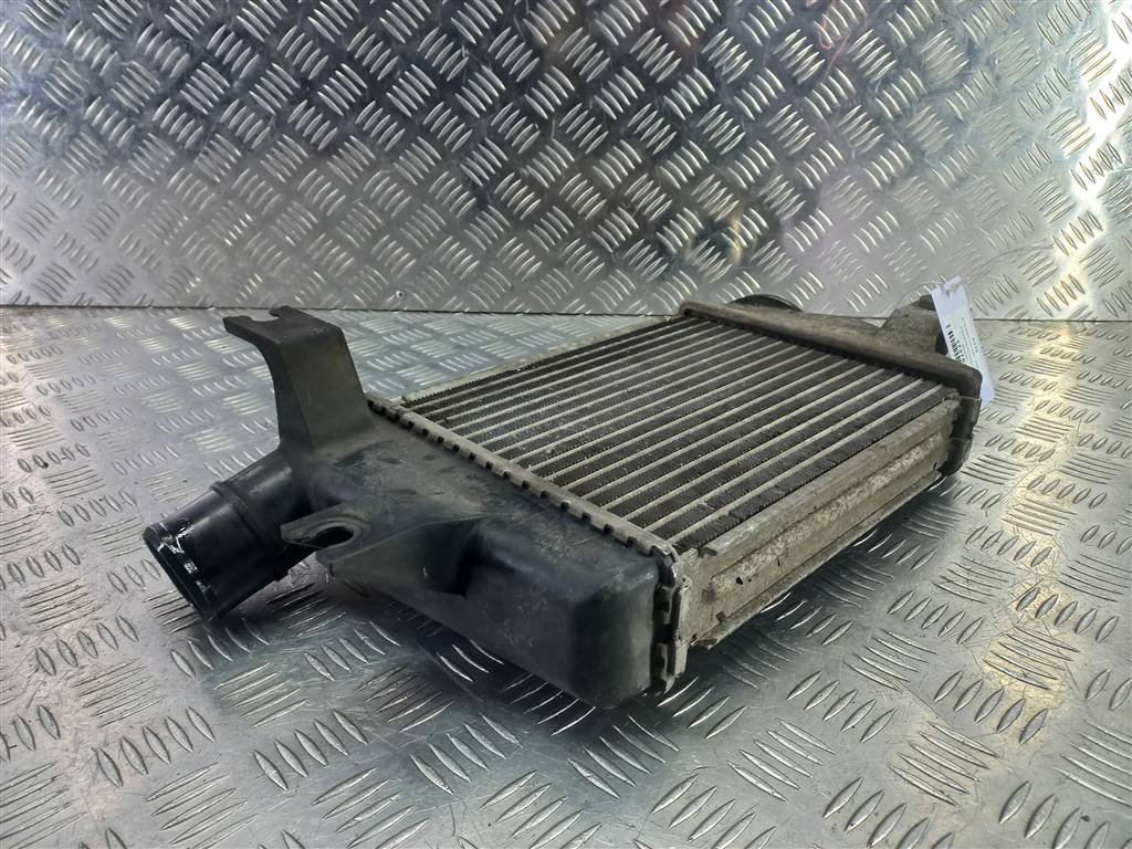 радиатор интеркулера (интеркулер) MITSUBISHI L200  2.5 DI-D 4WD MT (178 л.с.)L200  IV (2006—2014) Пикап MN135001, 8450 рублей, Москва