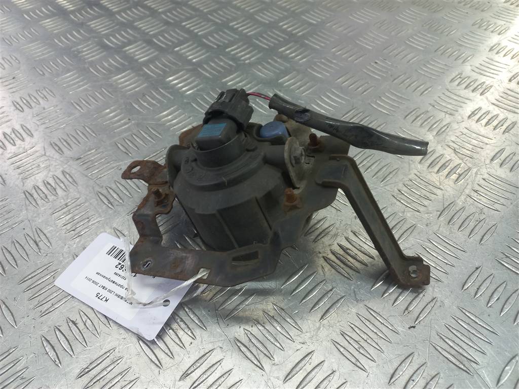 фара противотуманная MITSUBISHI L200  2.5 DI-D 4WD MT (178 л.с.)L200  IV (2006—2014) Пикап 8321A269, 4430 рублей, Москва