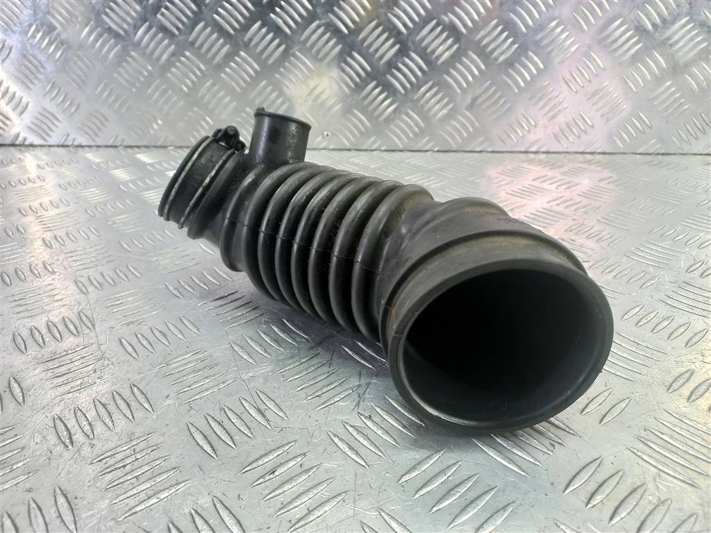 патрубок воздушного фильтра MITSUBISHI L200  2.5 DI-D 4WD MT (178 л.с.)L200  IV (2006—2014) Пикап 1505A376, 2700 рублей, Москва