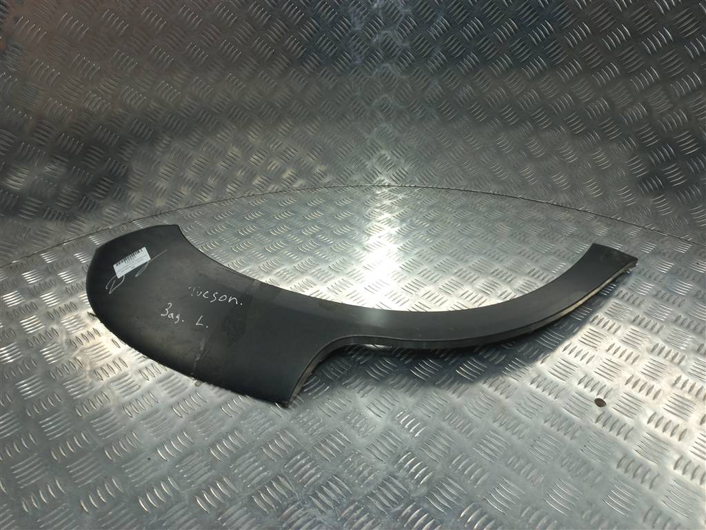 накладка крыла заднего Hyundai TUCSON 2.0 MT (140 л.с.)Tucson  I (2004—2011) Внедорожник 877432E000, 3279 рублей, Москва