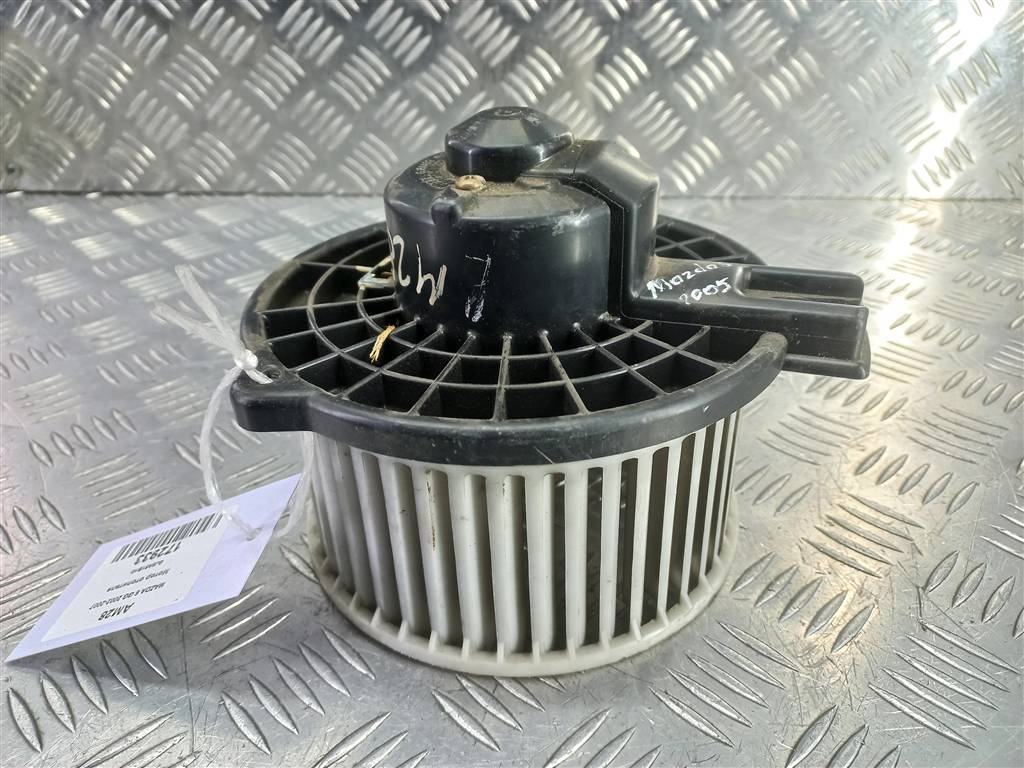 моторчик отопителя MAZDA 6  GJ8A61B10, 3279 рублей, Москва