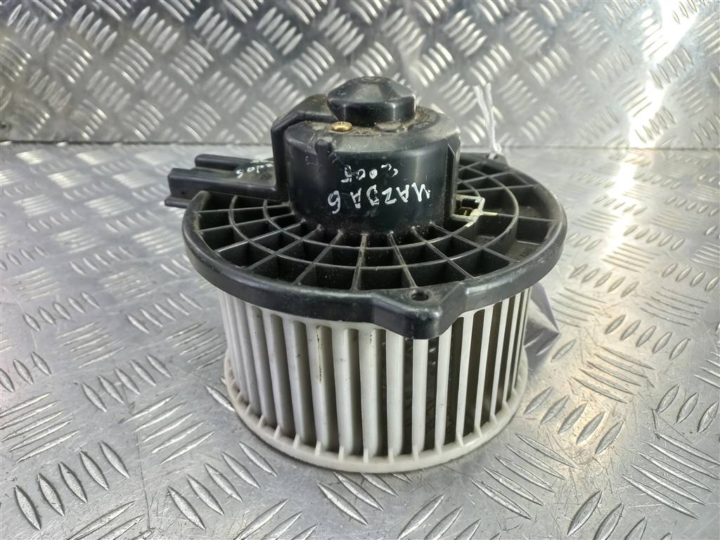 моторчик отопителя MAZDA 6  GJ8A61B10, 3279 рублей, Москва