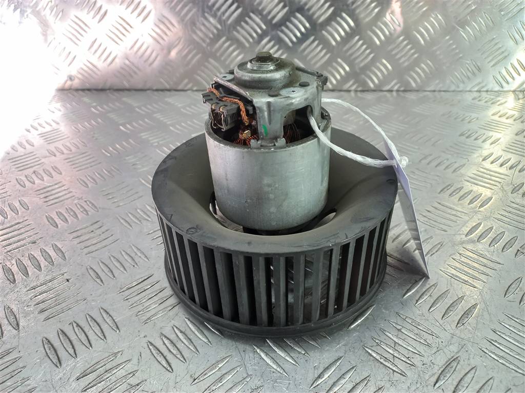 моторчик отопителя Renault Scenic  7701056598, 4200 рублей, Москва