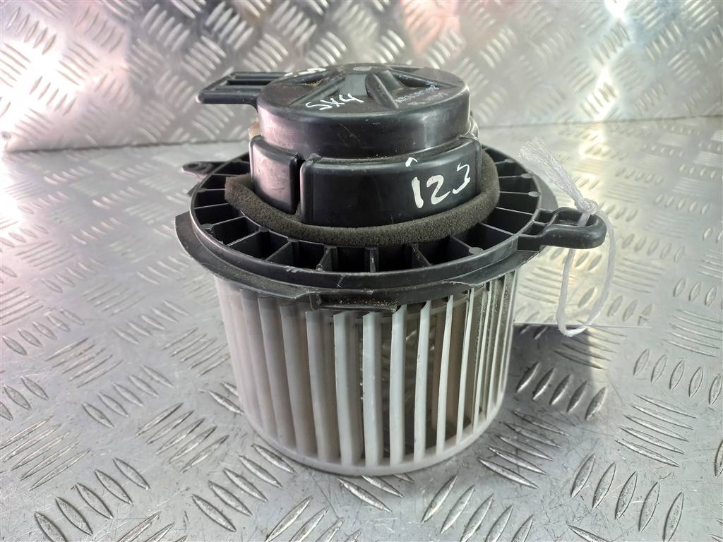 моторчик отопителя SUZUKI SX4 1.6 MT (125 л.с.)Swift  III (2004—2011) Хетчбэк 7415080J10, 5350 рублей, Москва