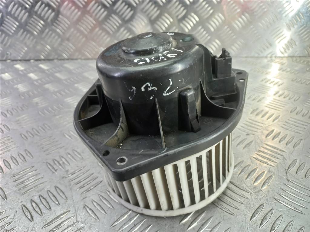 мотор отопителя SUZUKI IGNIS 1.3 MT (93 л.с.)Ignis  II (2003—2008) Хетчбэк 7415086G00, 2130 рублей, Москва