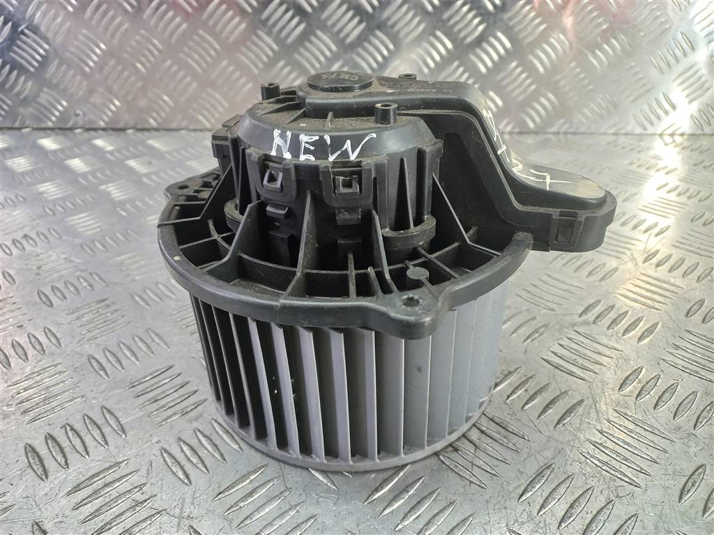 моторчик отопителя Hyundai SANTA FE  971132B705, 4430 рублей, Москва