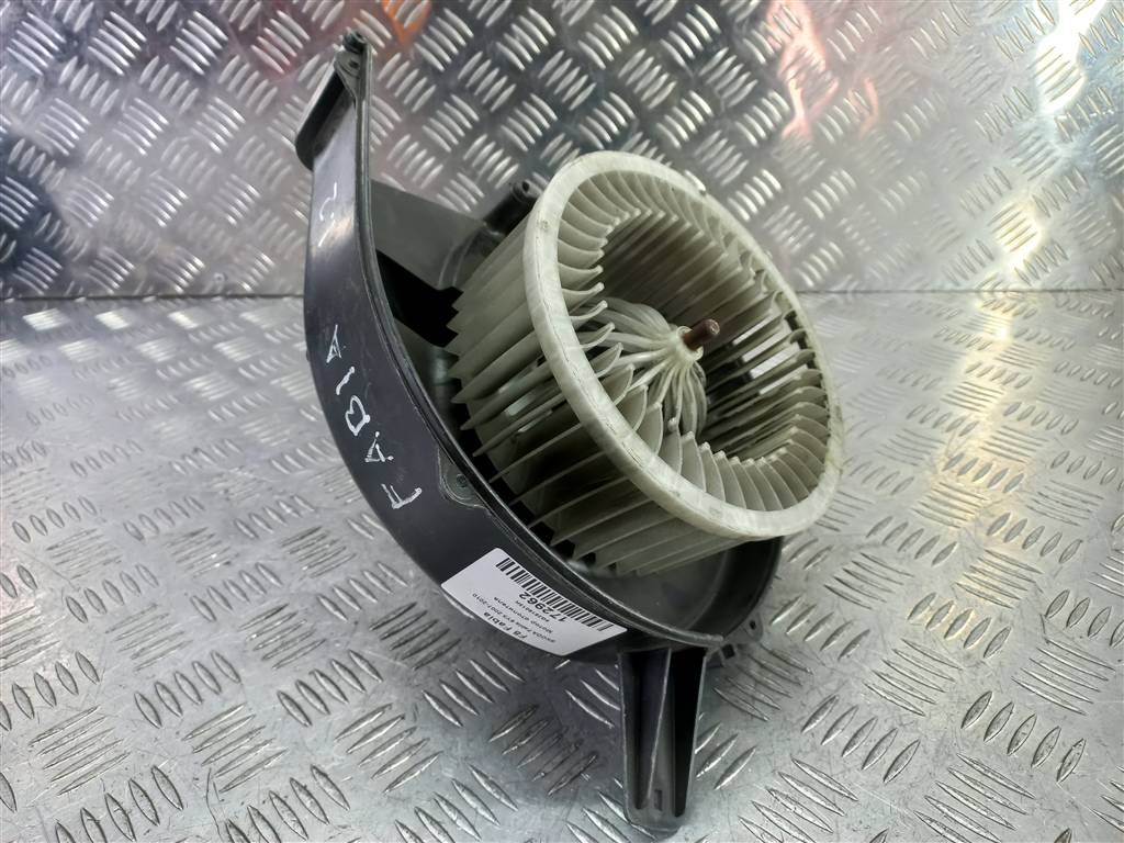моторчик отопителя SKODA FABIA  6Q2819015H, 2820 рублей, Москва