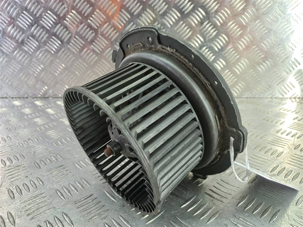 моторчик отопителя SKODA SUPERB  8D2820021, 1780 рублей, Москва