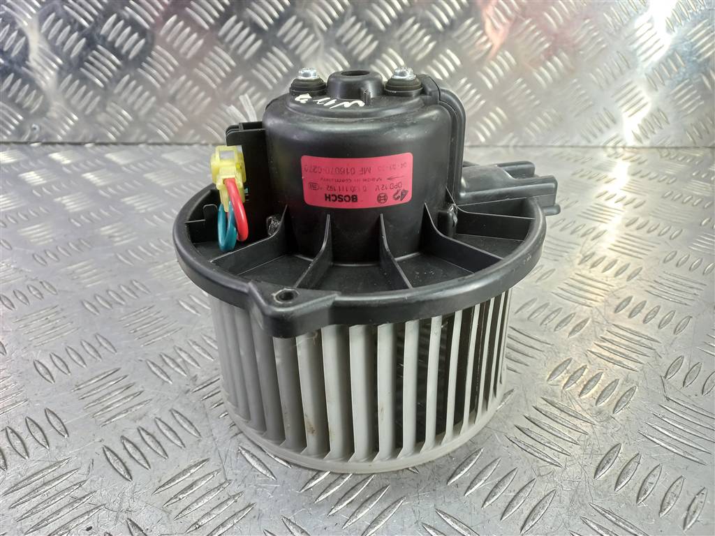 моторчик отопителя MITSUBISHI Space Star  MR270025, 2360 рублей, Москва