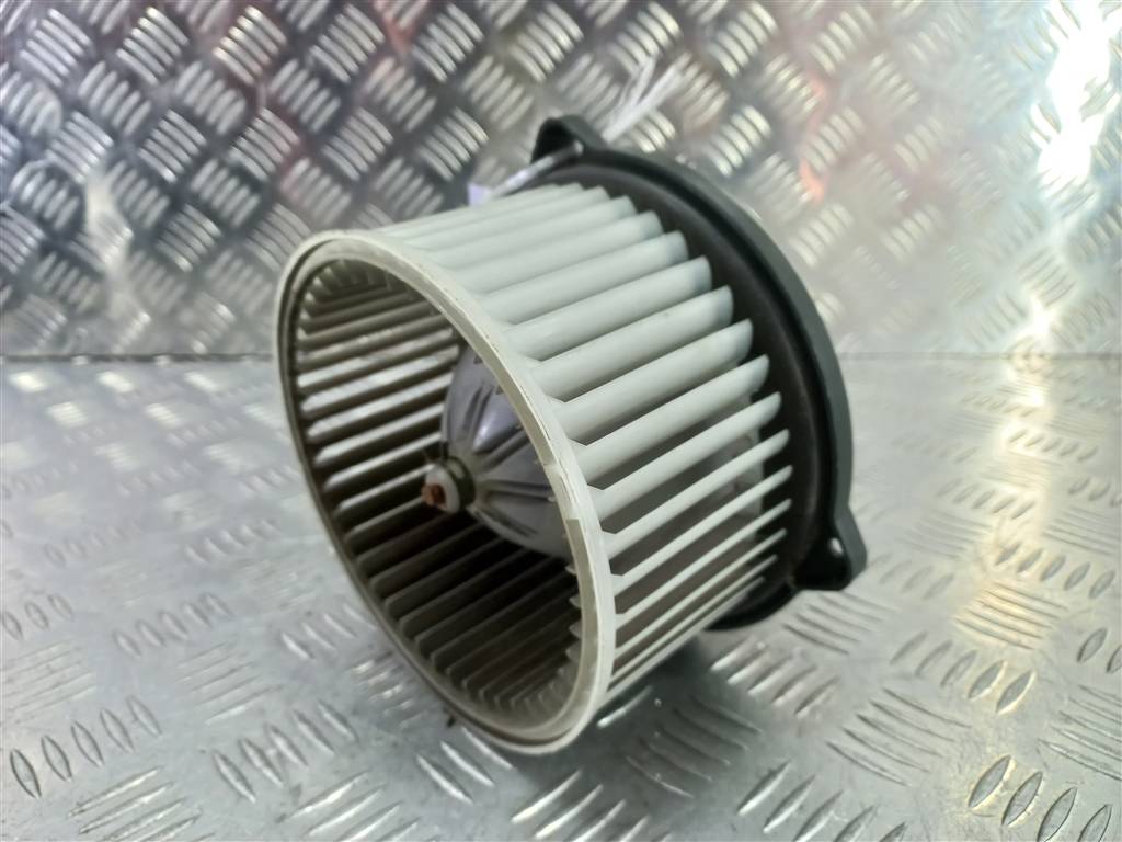 моторчик отопителя MITSUBISHI Space Star  MR270025, 2360 рублей, Москва