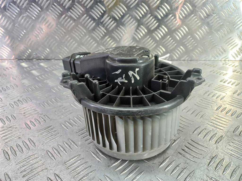 моторчик отопителя SUZUKI SX4 1.6 MT (125 л.с.)Swift  III (2004—2011) Хетчбэк 7415063J00, 980 рублей, Москва