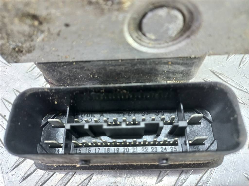 блок abs SUZUKI Grand Vitara 2.0 4WD MT (140 л.с.)Grand Vitara  II (2005—2008) Внедорожник 5611064JC1, 2930 рублей, Москва