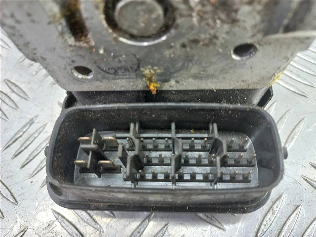 блок abs SUZUKI JIMNY  5610076JA0, 6150 рублей, Москва