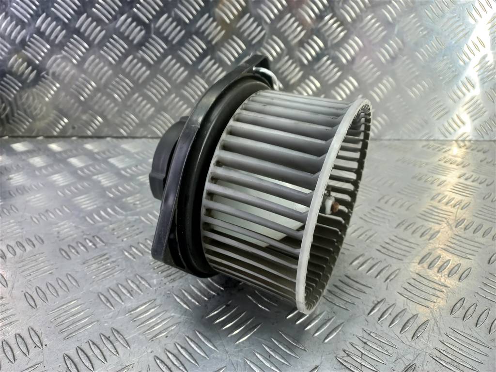 моторчик отопителя MITSUBISHI L200  2.5 DI-D MT (136 л.с.)L200  IV (2006—2014) Пикап 7802A045, 2130 рублей, Москва