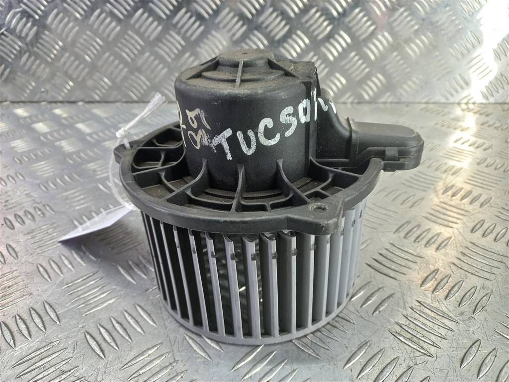 моторчик отопителя Hyundai TUCSON 2.0 MT (140 л.с.)Tucson  I (2004—2011) Внедорожник 971132E900, 1670 рублей, Москва