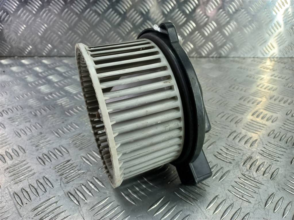 моторчик отопителя MAZDA 6  EG2161B10, 2130 рублей, Москва