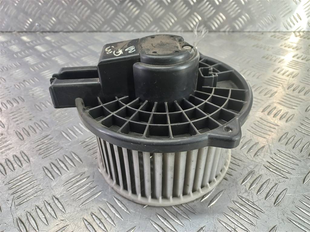 моторчик отопителя MAZDA 6  EG2161B10, 2130 рублей, Москва