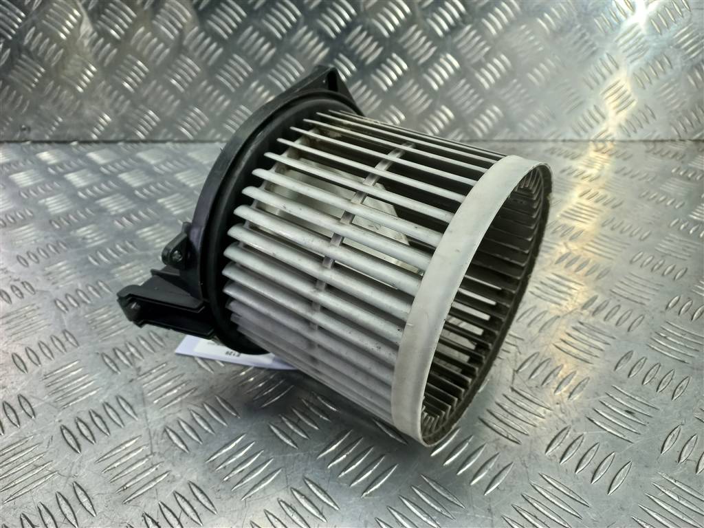 моторчик отопителя HONDA Civic 1.8 MT (140 л.с.)Civic  VIII (2005—2009) Хетчбэк 79310SMGE41, 4079 рублей, Москва