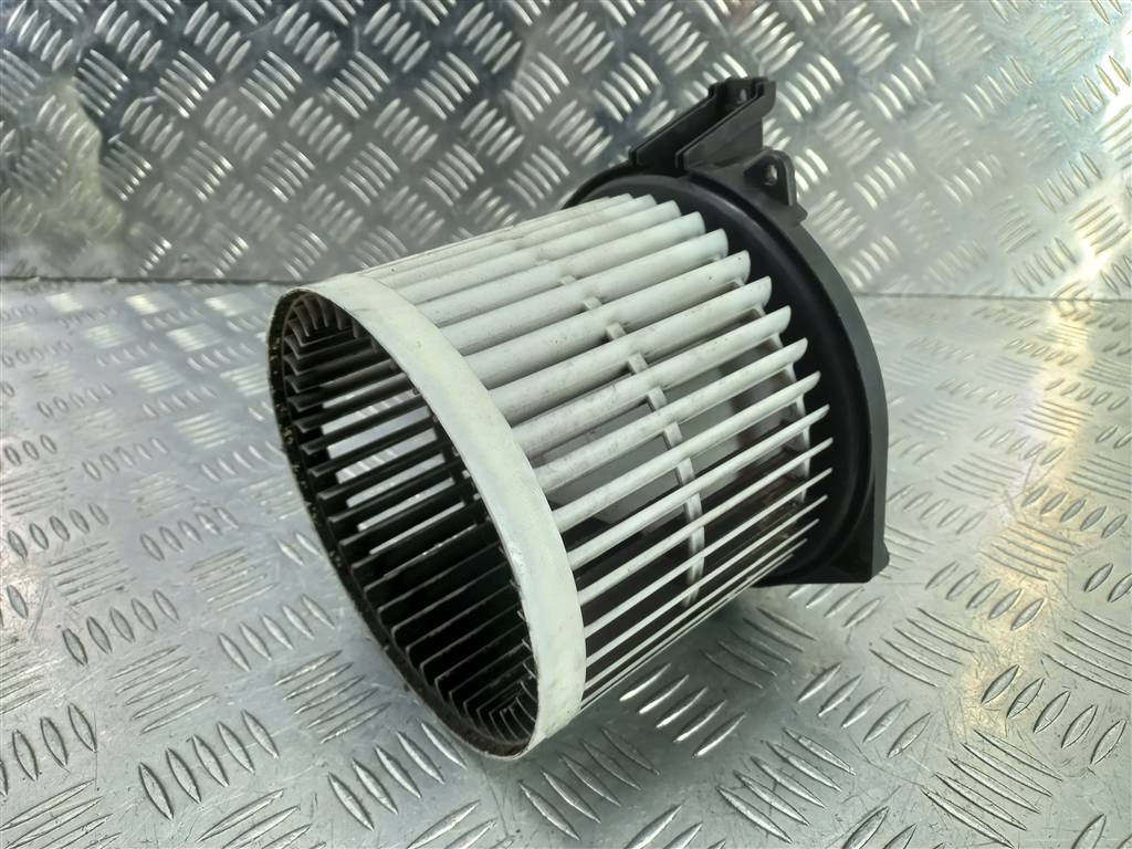 моторчик отопителя HONDA Civic 1.8 MT (140 л.с.)Civic  VIII (2005—2009) Хетчбэк 79310SMGE41, 4079 рублей, Москва