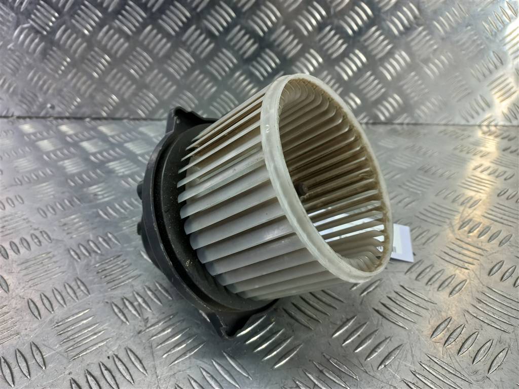 моторчик отопителя SUZUKI JIMNY Jimny 7415081A01, 5350 рублей, Москва