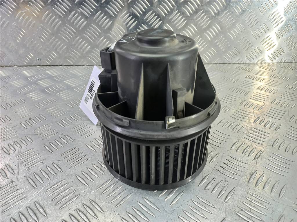 моторчик отопителя FORD Focus Focus 1362641, 2010 рублей, Москва