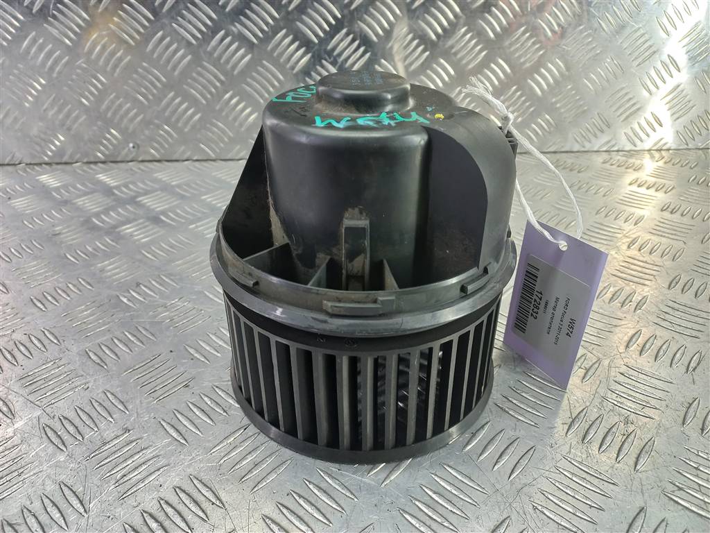 моторчик отопителя FORD Focus  1696011, 2130 рублей, Москва