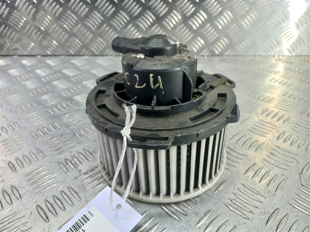 моторчик отопителя MAZDA 3  B32L61B10, 2820 рублей, Москва