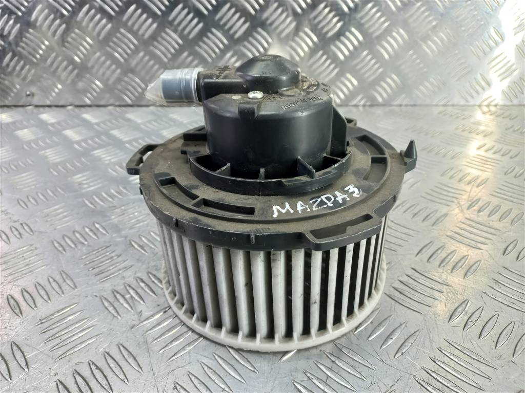 моторчик отопителя MAZDA 3  B32L61B10, 2820 рублей, Москва