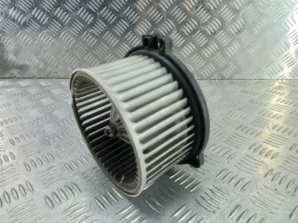 моторчик отопителя MITSUBISHI Space Star  MR270025, 2360 рублей, Москва